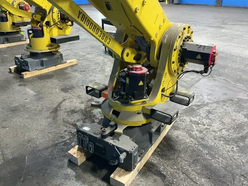 FANUC ROBOT ARM  -  M-900IB/280L