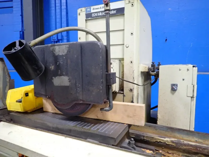 BROWN AND SHARPE 25" X 9" SURFACE GRINDER  -  824 MICROMASTER