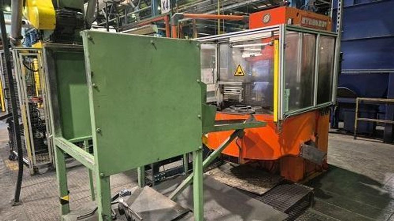 30 TON HYDROMEC TURBO-300-S TRIM PRESS