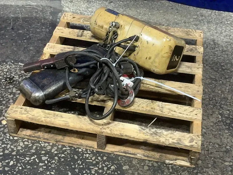 COFFING 2 TON CHAIN HOIST