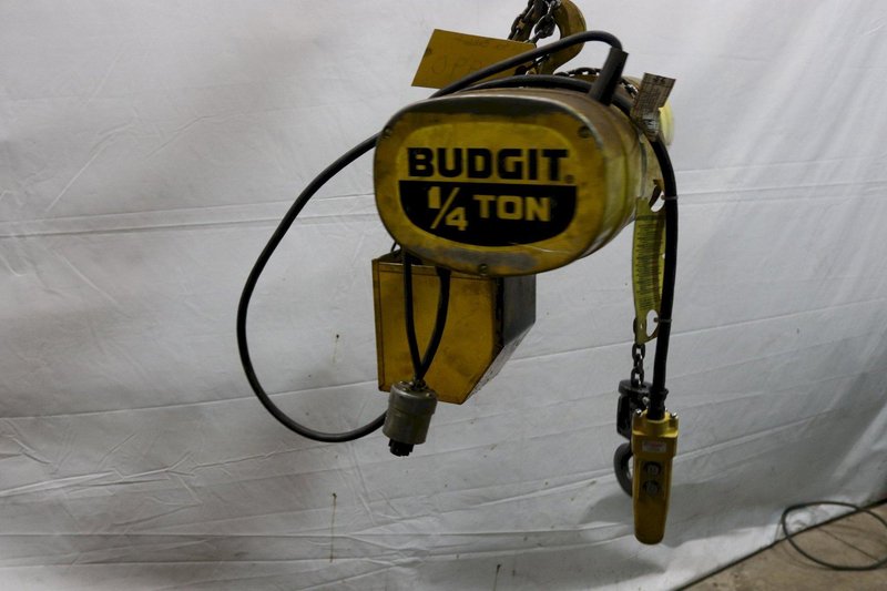 1/4 TON BUDGIT ELECTRIC POWERED CHAIN HOIST : STOCK #11990