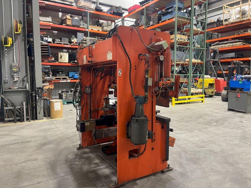 BENTENBENDER 6-70T PRESS BRAKE USED