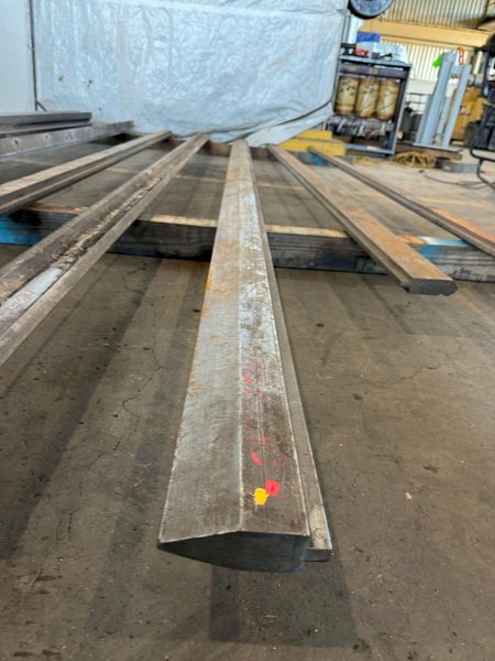 144&quot; V-DIE 45 DEGREE MALE PRESS BRAKE DIE. STOCK # 0877824