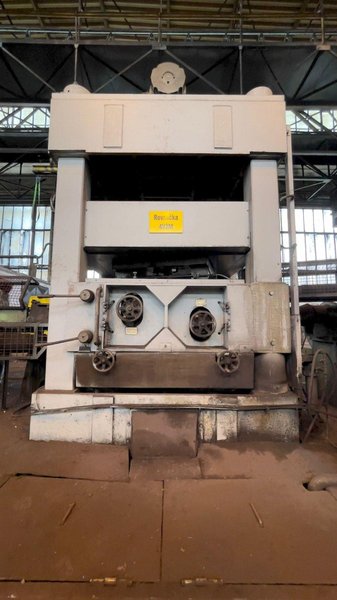 FARMER NORTON No. 4V-2M TWO ROLL STRAIGHTENING MACHINE