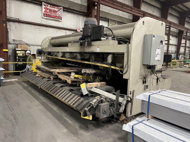 20&#039; x 5/8&quot; ACCURSHEAR MODEL #662520 HYDRAULIC SHEAR WITH MET FAB STACKER: STOCK #15686