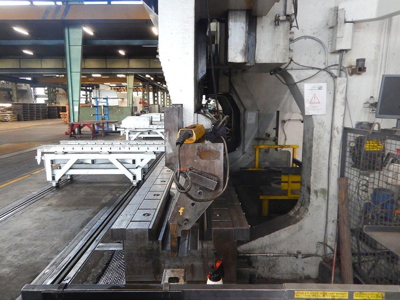 GWF - Heavy Duty - 4000 ton x 16 200 mm CNC