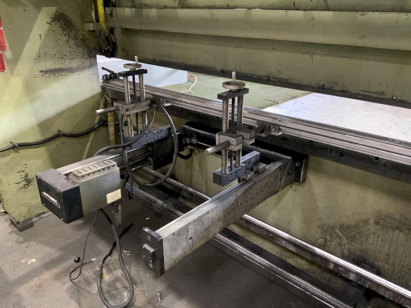 90 TON X 10' PACIFIC: MDL J90-10 HYDRAULIC PRESS BRAKE: STOCK #81216