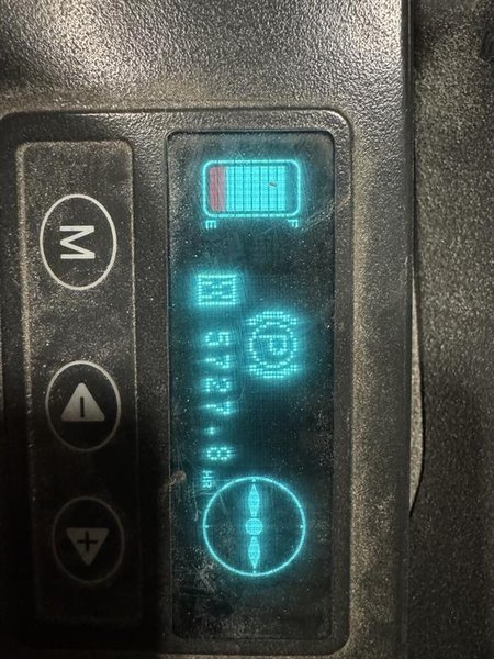 2015 UNICARRIERS SRX35N REACH TRUCK