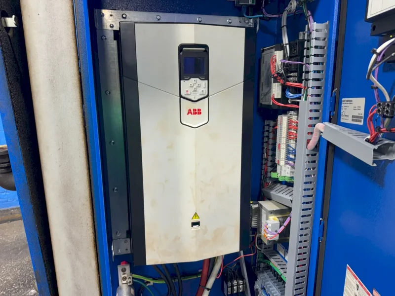 QUINCY 200 HP AIR COMPRESSOR  -  QGV-200