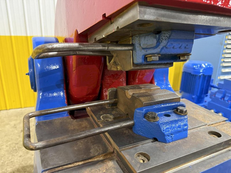 500 TON ESCO MODEL MARK-150 HYDRAULIC CABLE SWAGING PRESS: YOBRO #25199