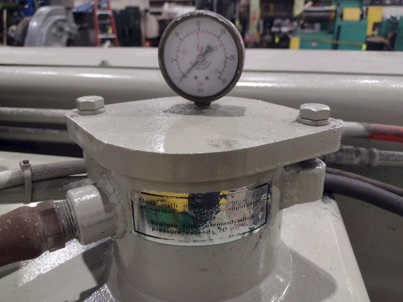 10' X 1/4" ACCURPRESS MODEL #825010 LP ACCURSHEAR HYDRAULIC SHEAR: YOBRO #24451