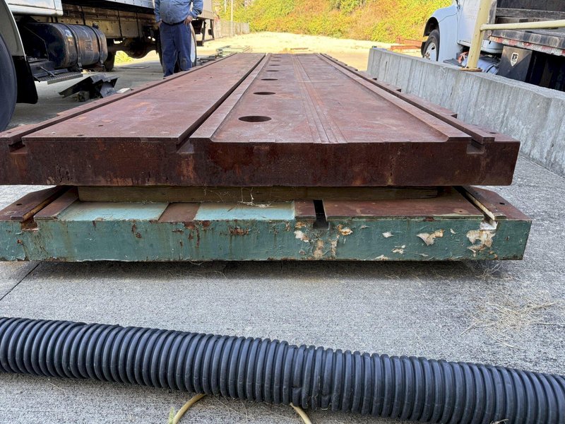 63&quot; X 240&quot; X 6&quot; T-SLOTTED FLOOR PLATE. STOCK # 1002825