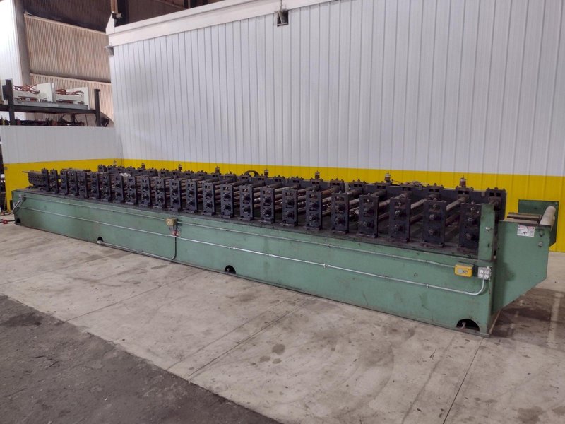 24 STAND X 3&quot; X 46&quot; ROLLSPACE CLINTON ROLLFORMER: STOCK #21327