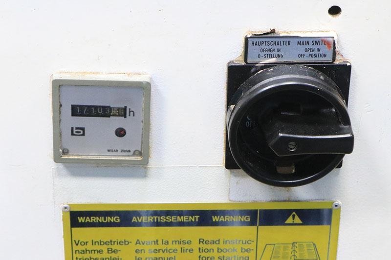 7.9″ x 15.7″ Studer S20-2 Compact Universal Cylindrical Grinder, 1989 – Tailstock, Grinding Attachment