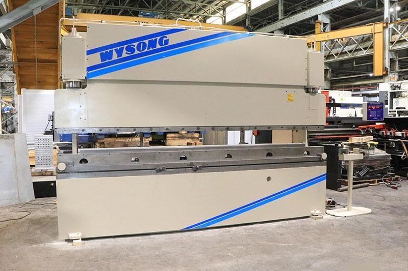 140 Ton x 12' Wysong Hydraulic Press Brake Model MTH-140-144