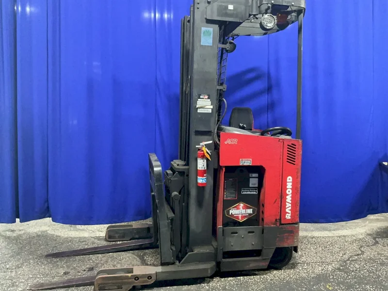 RAYMOND 4000 LBS ELECTRIC STAND UP FORK LIFT  -  FASI R40TT