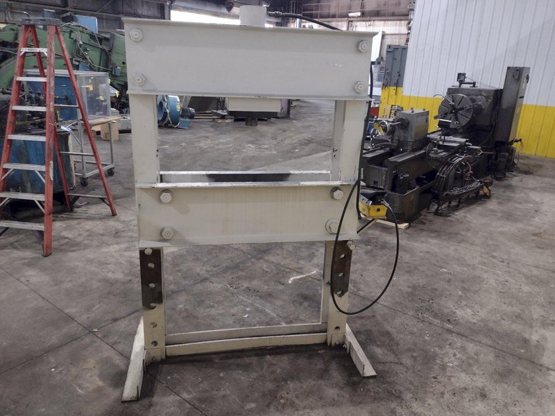 50 TON ENERPAC H-FRAME AIR OVER OIL SHOP PRESS: YOBRO #25793