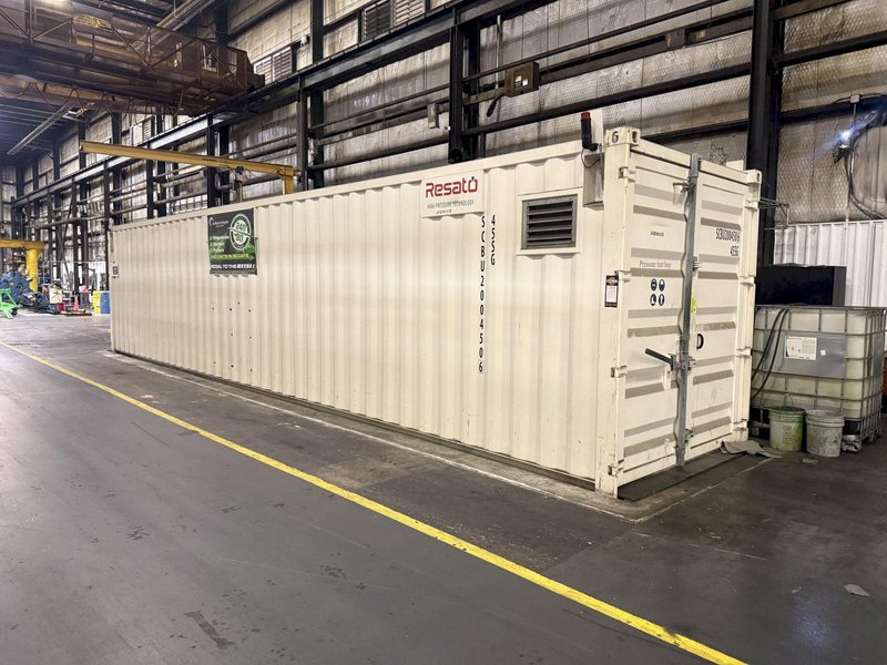 10,000 PSI x 40' RESATO CONTAINERIZED HIGH PRESSURE TEST BAY W/ 3 TON YALE HOIST SYSTEM, NEW 2015: YOBRO #25867