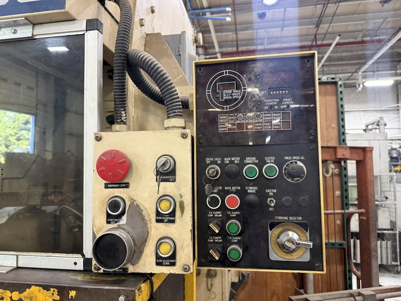 60 TON KOMATSU MODEL #60 GAP FRAME PRESS W/ 6" SONORUKA COIL FEED LINE: YOBRO #25937