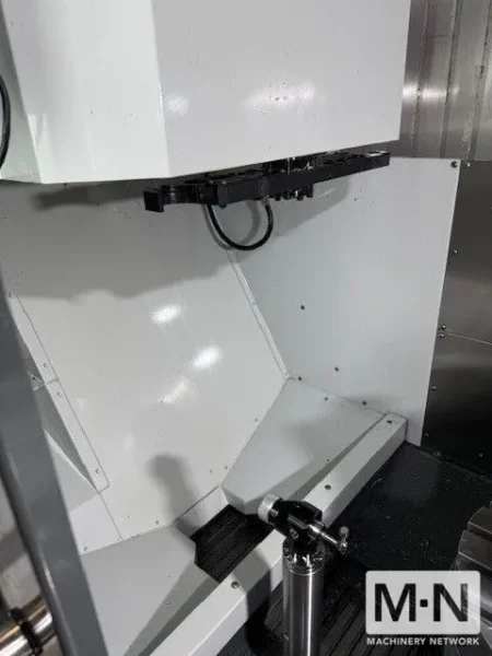 HAAS UMC-500SS CNC Universal Machining Center, 2023