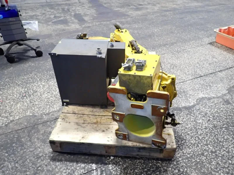 FANUC ROBOT  -  M-6i
