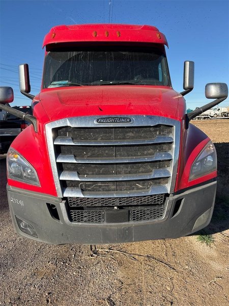 2020 Freightliner Cascadia 1FUJHHDVXLLLC1679