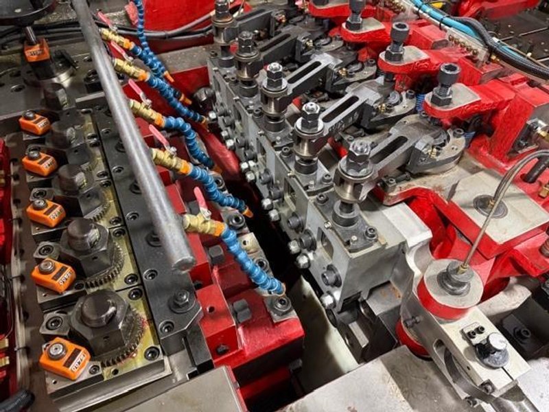 Chun Zu "Lion" Brand CBP-165S Multistage Bolt Parts Former