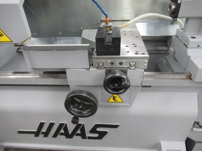 Haas TL-1 CNC Toolroom Lathe w Tailstock, 8" Chuck, Coolant Intuitive Programming
