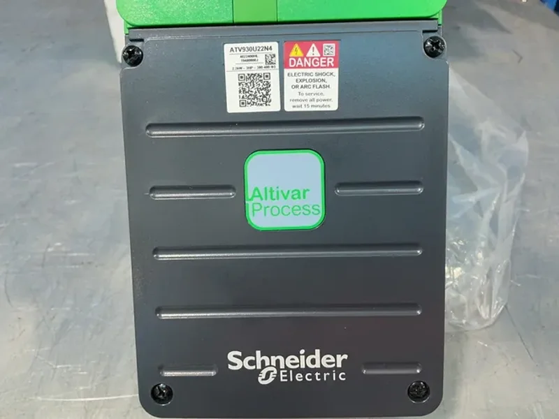 SCHNEIDER  ELECTRIC GRAPHIC DISPLAY TERMINAL ALTIVAR 930   -  ATV93OU22N4