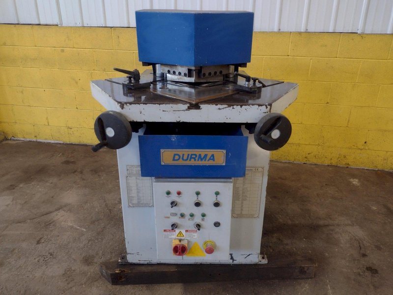 8&quot; x 8&quot; DURMA HYDRAULIC NOTCHER: STOCK 16438