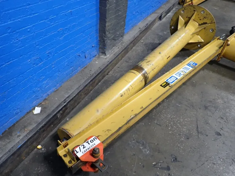CONTRX INDUSTRIES 1/2 TON JIB CRANE   -  B188