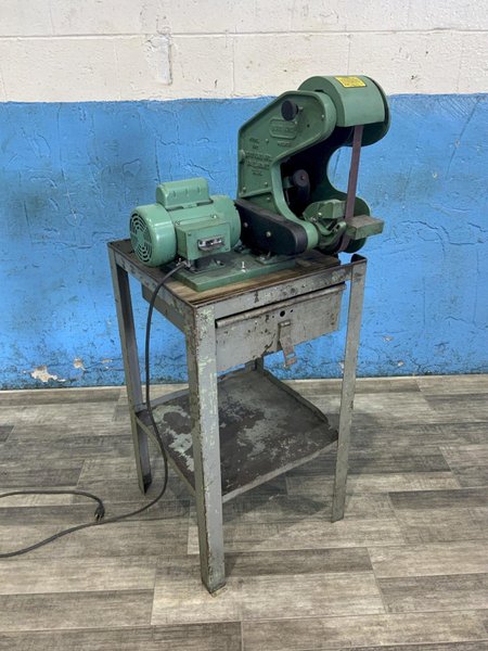 BURR KING MODEL 562 VERT BELT GRINDE: STOCK #81205