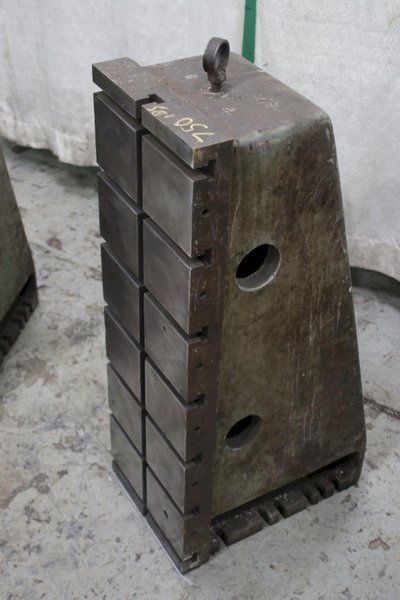 1 PAIR OF USED 12&quot; X 36&quot; X 18&quot; WIDE ANGLE PLATES: STOCK #74754