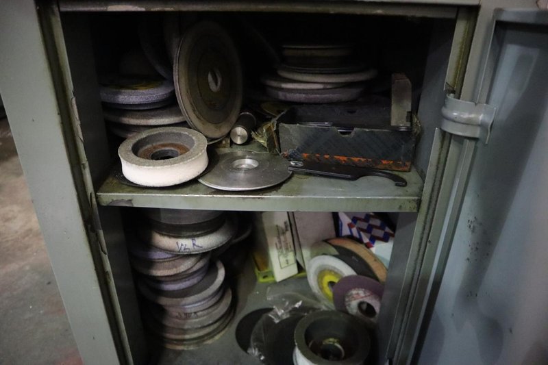 Boyar Schultz Challenger H612 with Walker Ceramax 6&quot; x 12&quot; Permanent Magnetic Chuck, Cabinet Base- Auction Item