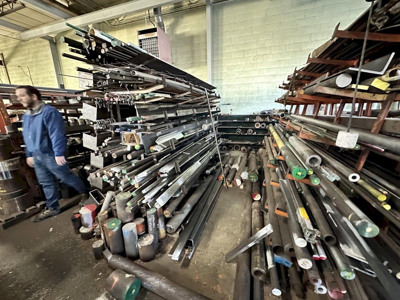 METAL STEEL: STOCK #18240