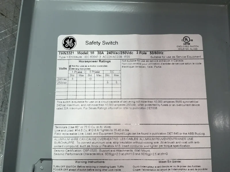 GE ABB 30 AMPS HEAVY DUTY SAFETY SWITCH   -  THN3321