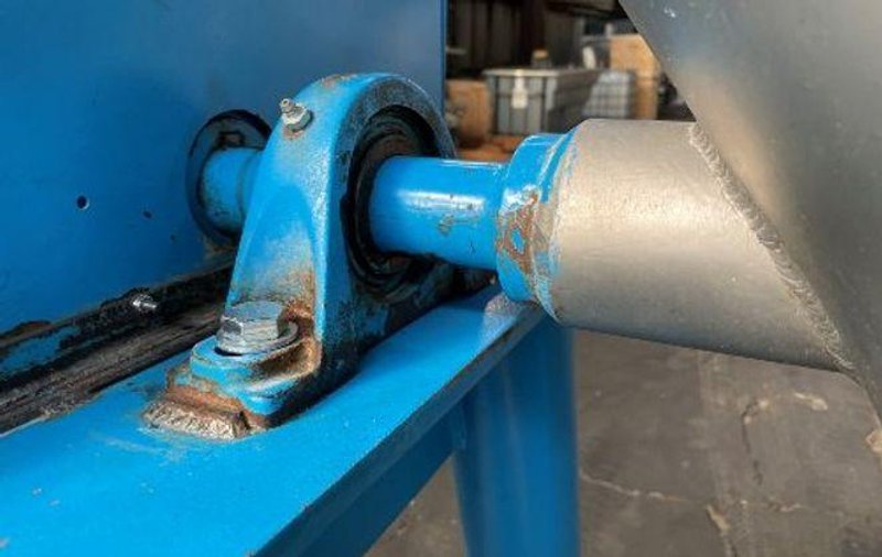 PATTERSON-KELLEY 1 CU FT CROSSFLOW TWIN SHELL BLENDER