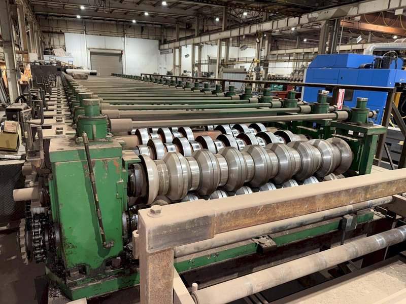 36&quot; HI-RIB (7.2 TYPE) PANEL RAFTED ROLLFORMER LINE;  INCLUDES UNCOILER, FLYING SHEAR &amp; STACKER: YOBRO #24156