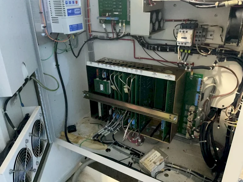 FADAL CNC VMC   -  904-11 / VMC 2016L