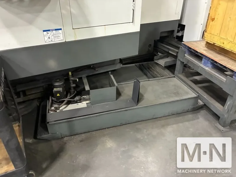HAAS EC-400PP 4-axis CNC Horizontal Machining Center, 2012