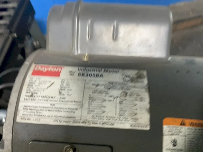 EMERSON 24" X 11" HORIZONTAL BAND SAW  -  10-2000S