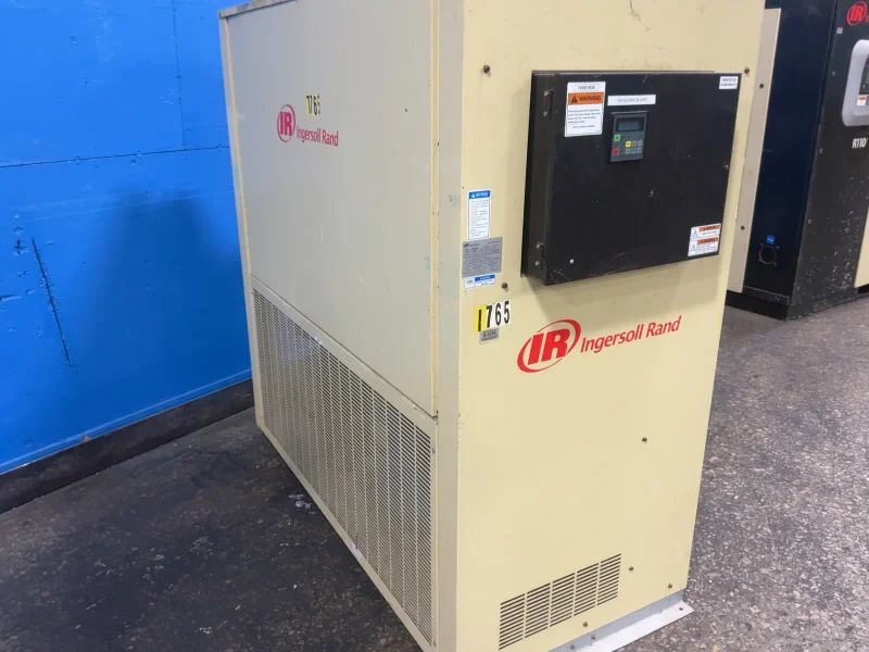 INGERSOLL RAND 9  HP REFRIGERATED COMPRESSED AIR DRYER  -  D2720INA400