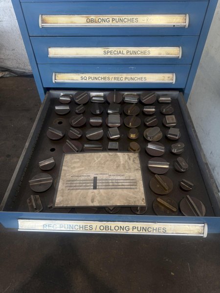 10 DRAWER STANLEY VIDMAR CABINET. STOCK # 0981626