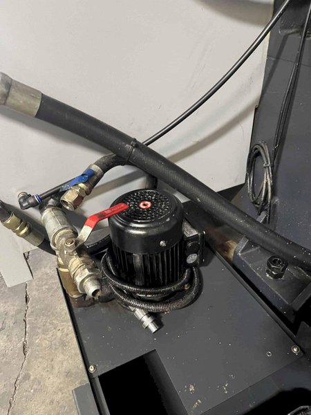 Sharp SV-2517 SX-F CNC Vertical Machining Center – Mini Mill