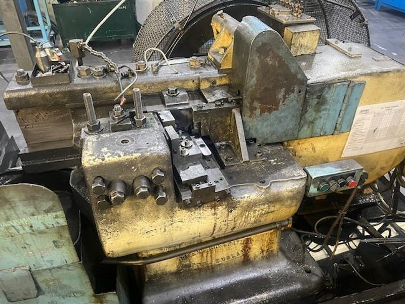 Greenbat # 20 Hand Feed Thread Roller