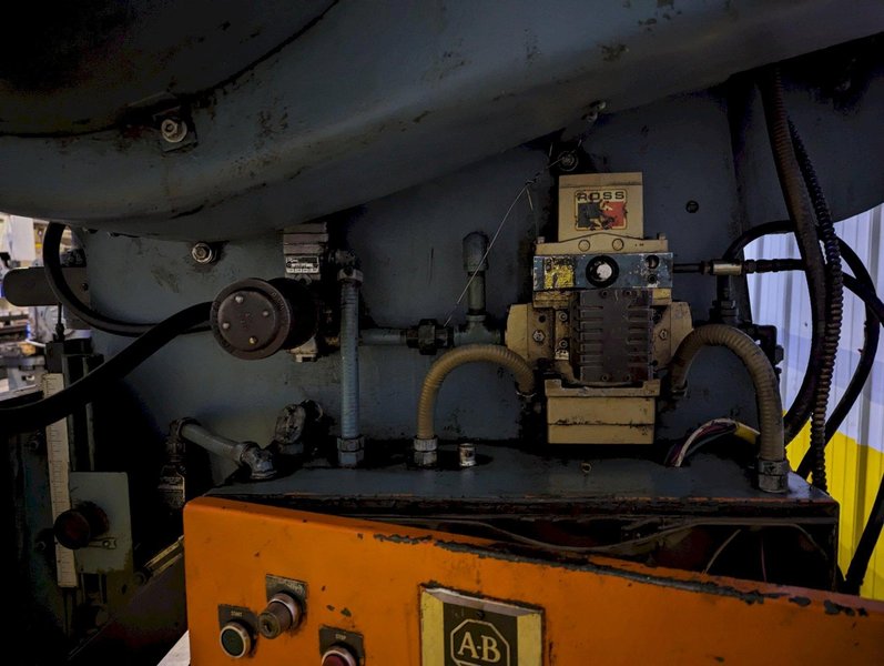 55 TON X 12' CHICAGO D &amp; K MODEL #1012-B AIR CLUTCH MECHANICAL PRESS BRAKE: STOCK #19216