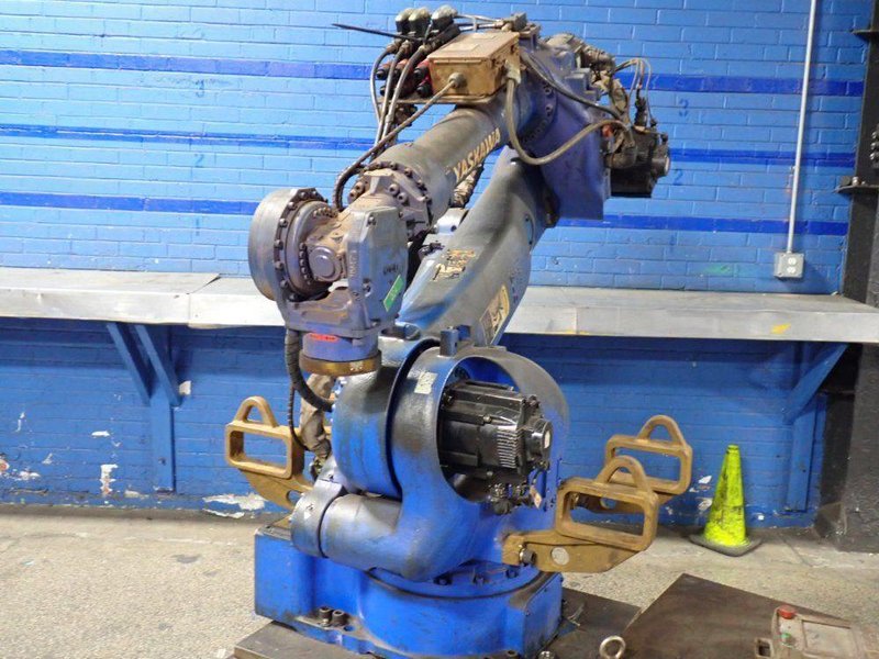 YASKAWA ELECTRIC / MOTOMAN 14.5 A ROBOT  -  YR-MS165/MH180-A00