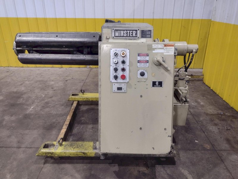 4,000 LBS x 32" MINSTER MODEL #426-SC-SP MOTORIZED COIL REEL UNCOILER : YOBRO #25766