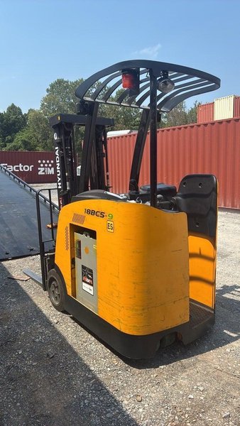 Hyundai 18BCS-9 Forklift, 2015