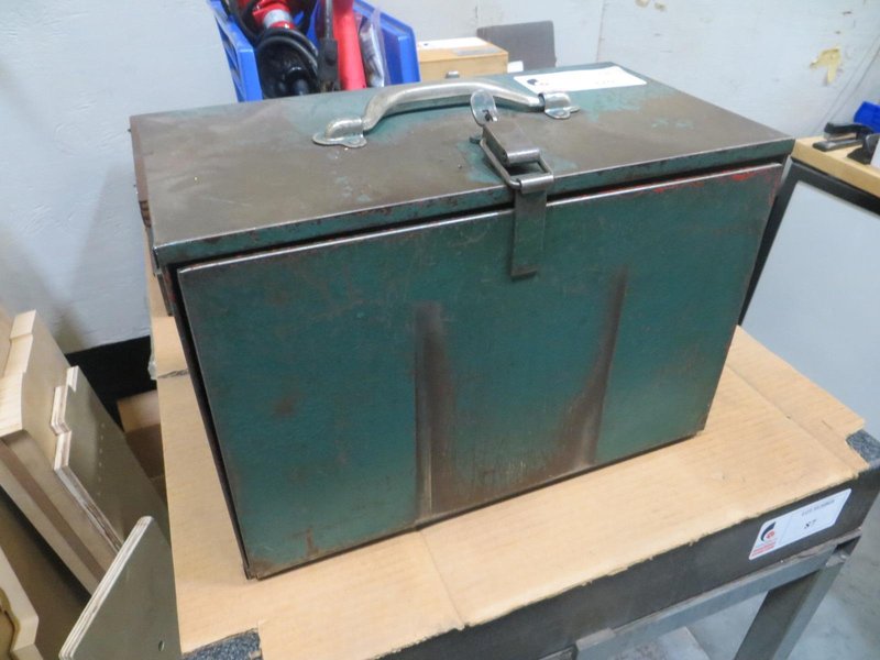 Tool Box 5 Drawer w Contents- Auction Item